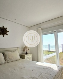 Beachfront house on Canto Grande beach