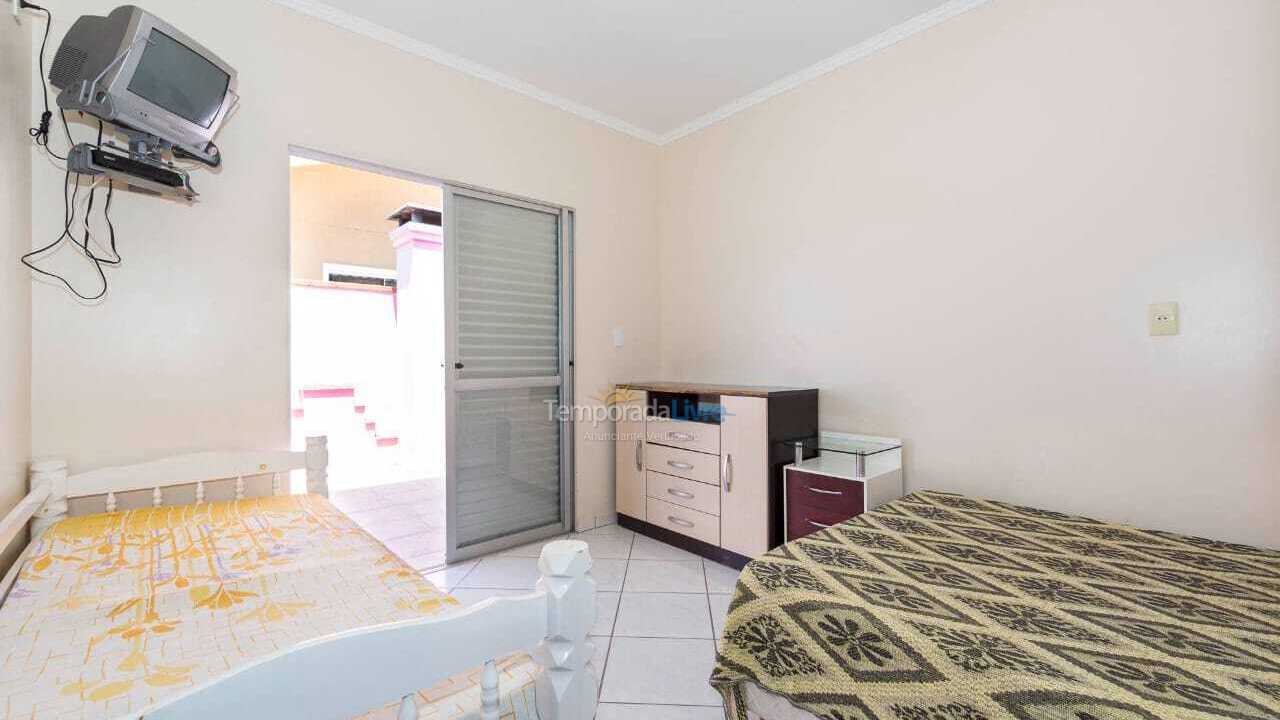 Casa para aluguel de temporada em Bombinhas (Morrinhos)