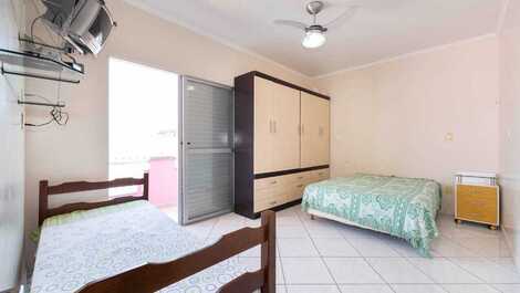 Casa com piscina na praia de Morrinhos