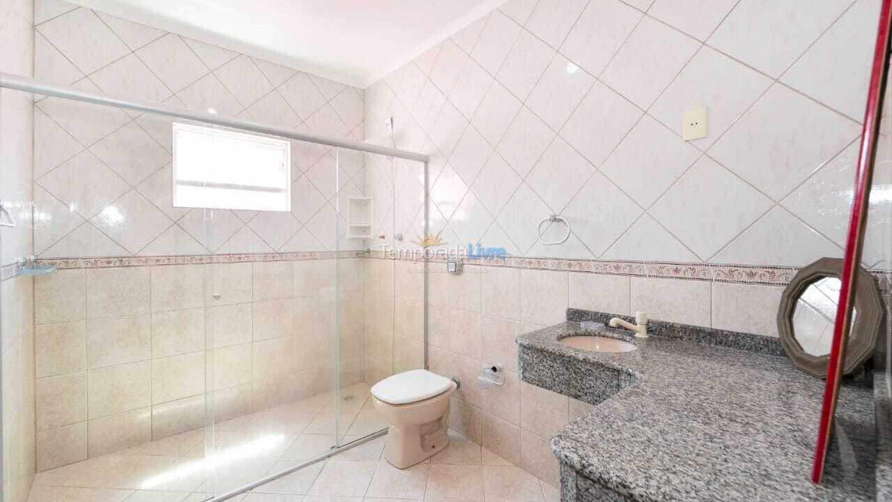 Casa para aluguel de temporada em Bombinhas (Morrinhos)