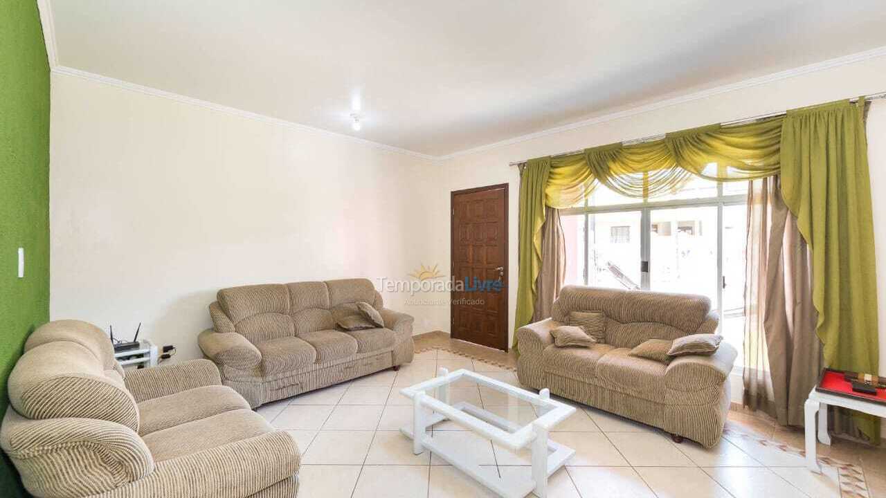 Casa para aluguel de temporada em Bombinhas (Morrinhos)