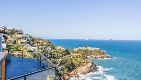 Casa debruçada sobre o mar!! Mais bela vista do Rio!