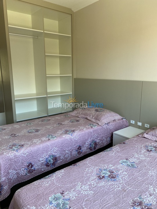 Apartamento para aluguel de temporada em Bombinhas (Praia de Bombinhas)