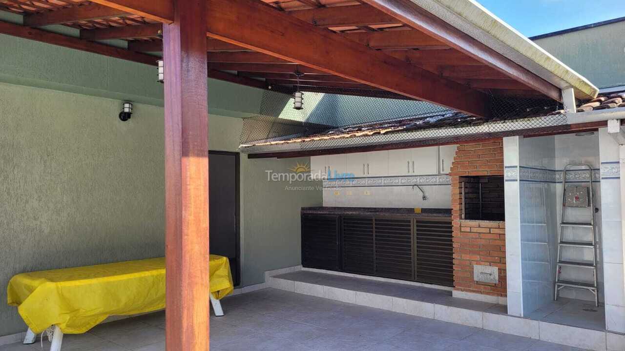 Apartamento para aluguel de temporada em Ubatuba (Praia Grande)