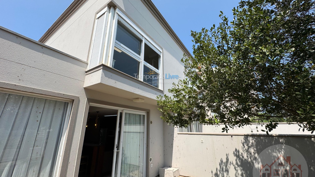 House for vacation rental in Bombinhas (Canto Grande)