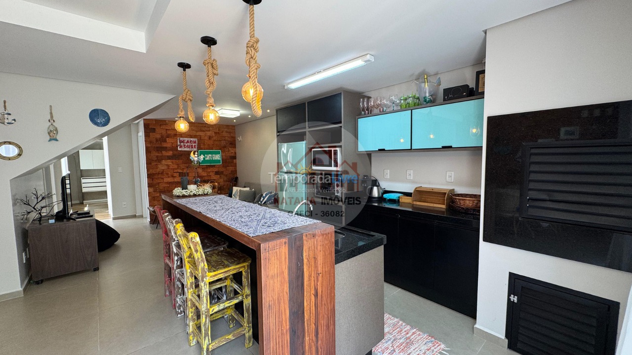 House for vacation rental in Bombinhas (Canto Grande)