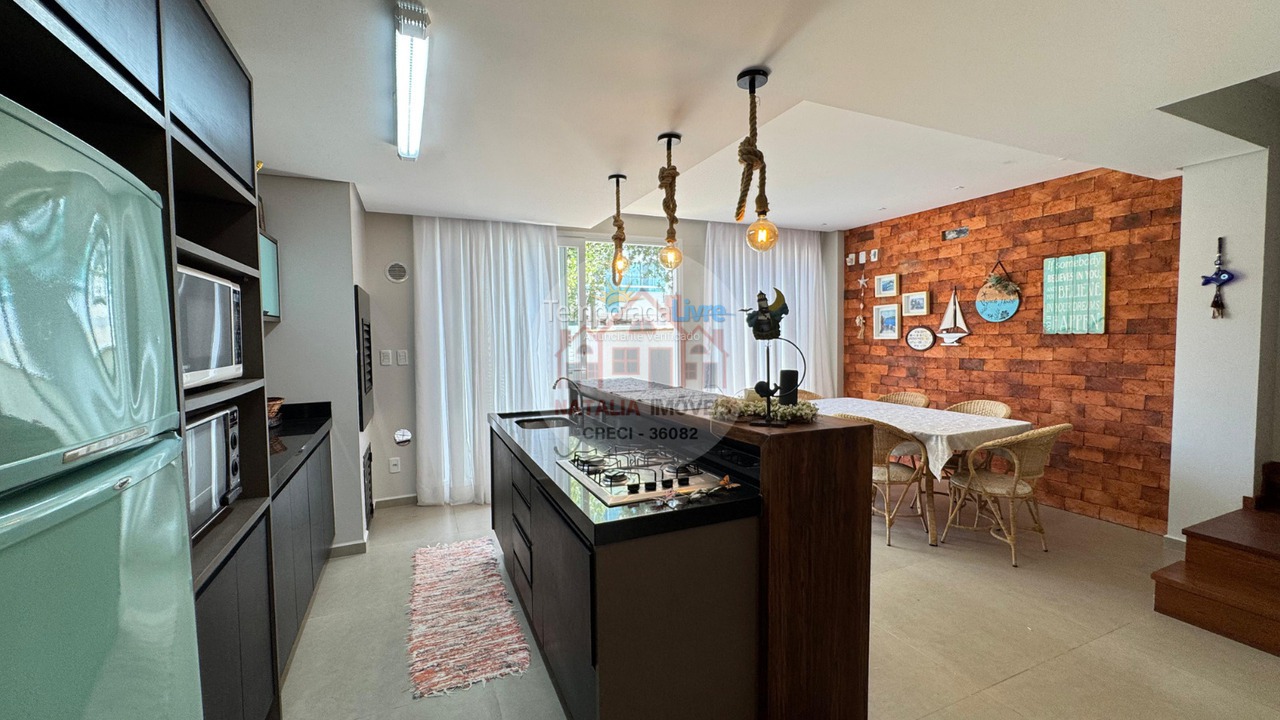 House for vacation rental in Bombinhas (Canto Grande)