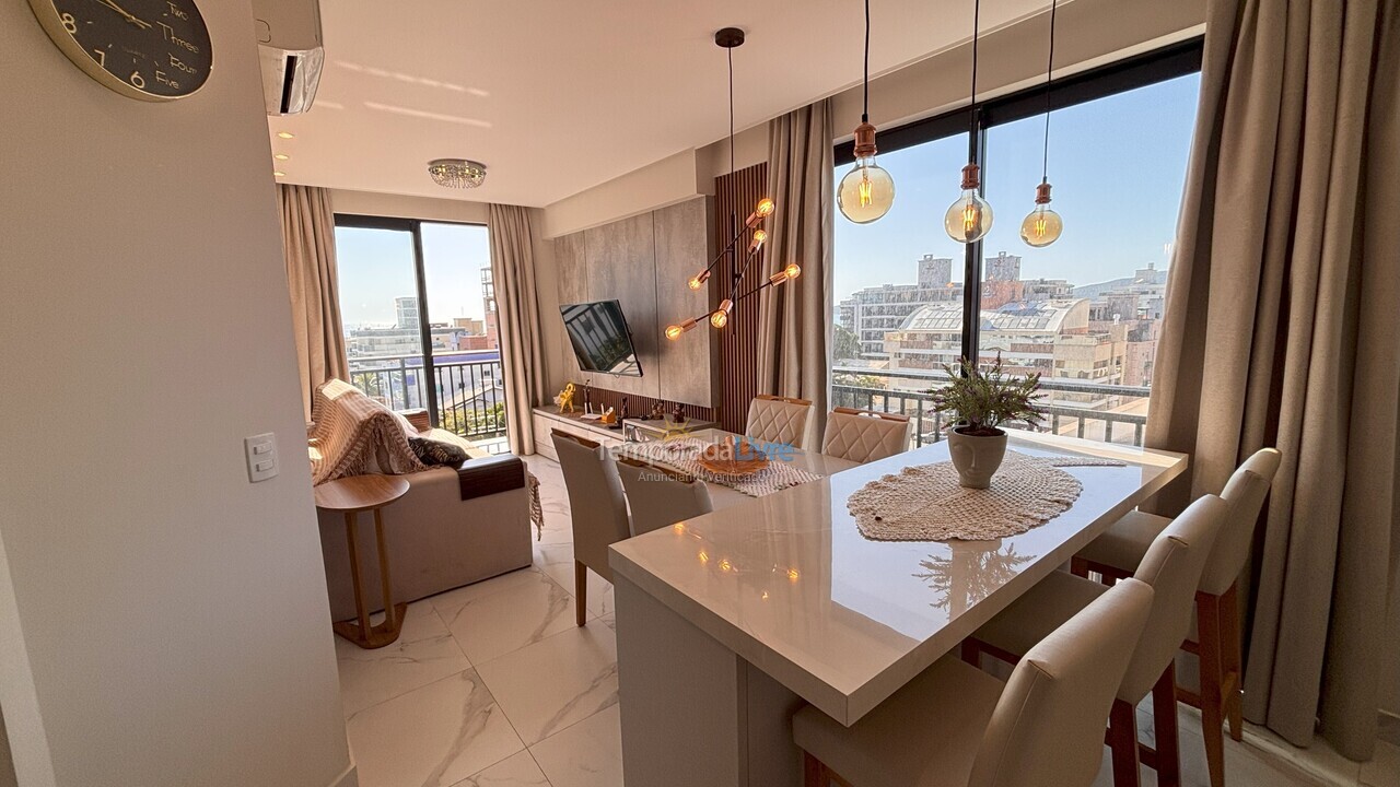 Apartamento para aluguel de temporada em Bombinhas (Praia de Bombas)