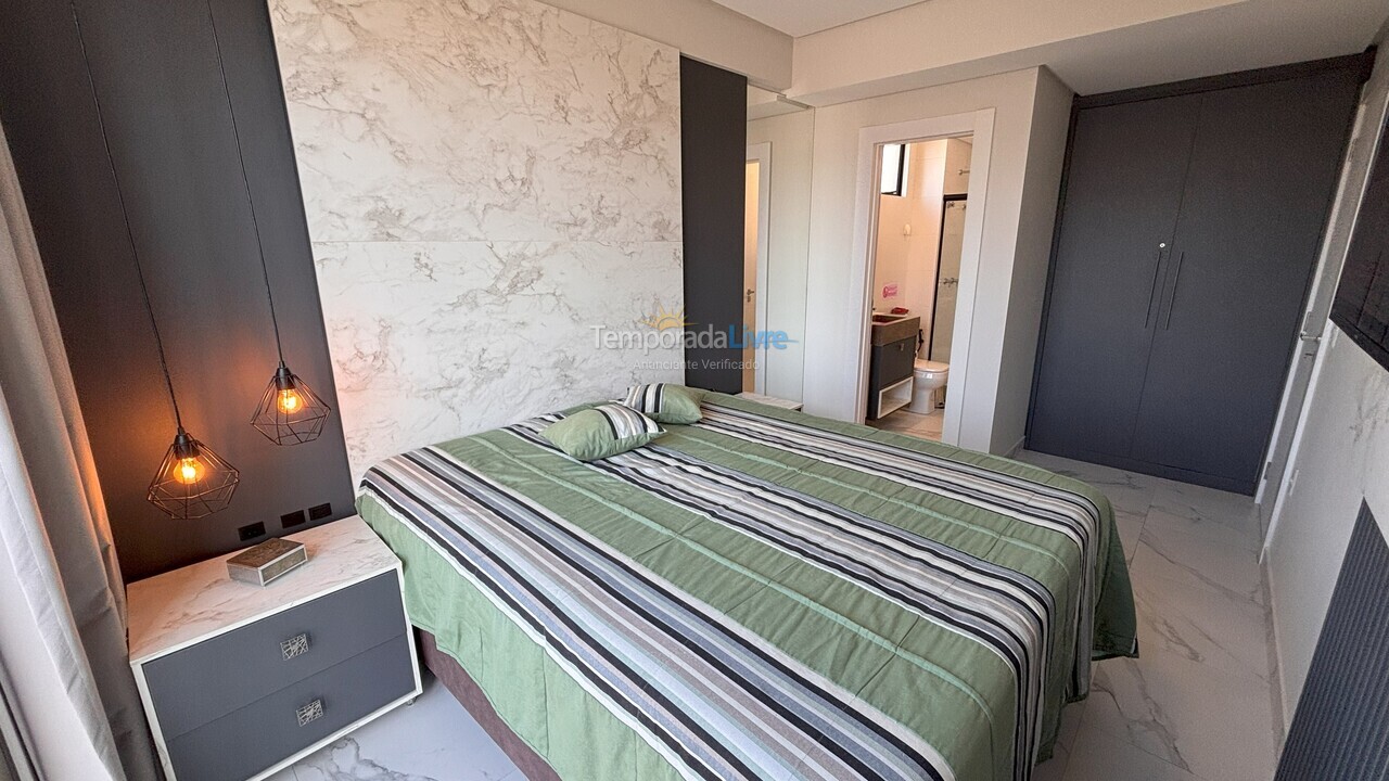 Apartamento para aluguel de temporada em Bombinhas (Praia de Bombas)