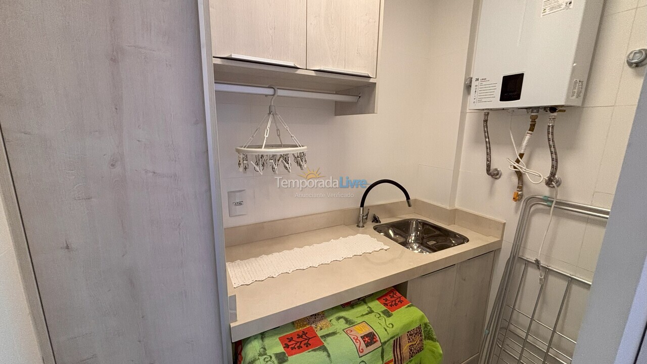 Apartamento para aluguel de temporada em Bombinhas (Praia de Bombas)