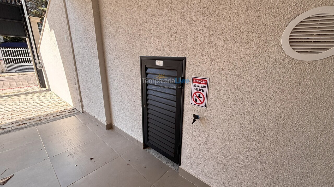 Apartamento para aluguel de temporada em Bombinhas (Praia de Bombas)