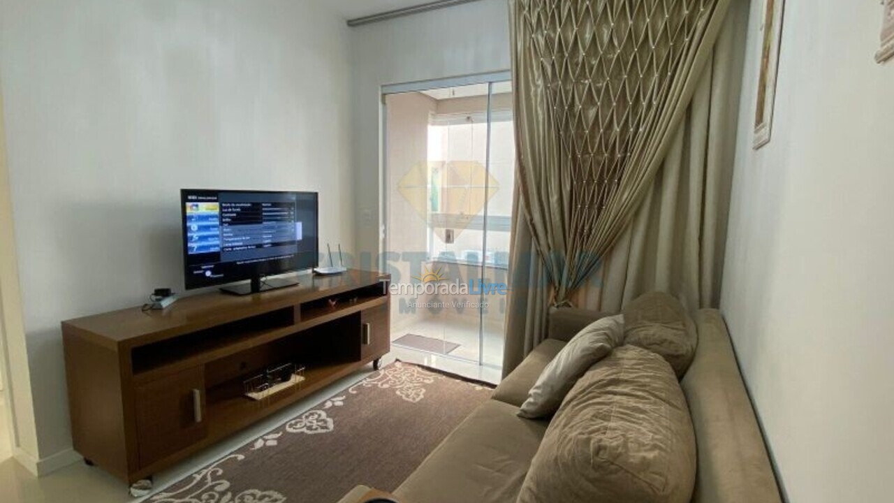 Apartamento para aluguel de temporada em Bombinhas (Praia de Bombas)