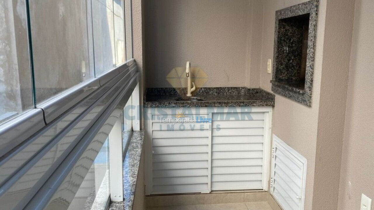 Apartamento para aluguel de temporada em Bombinhas (Praia de Bombas)