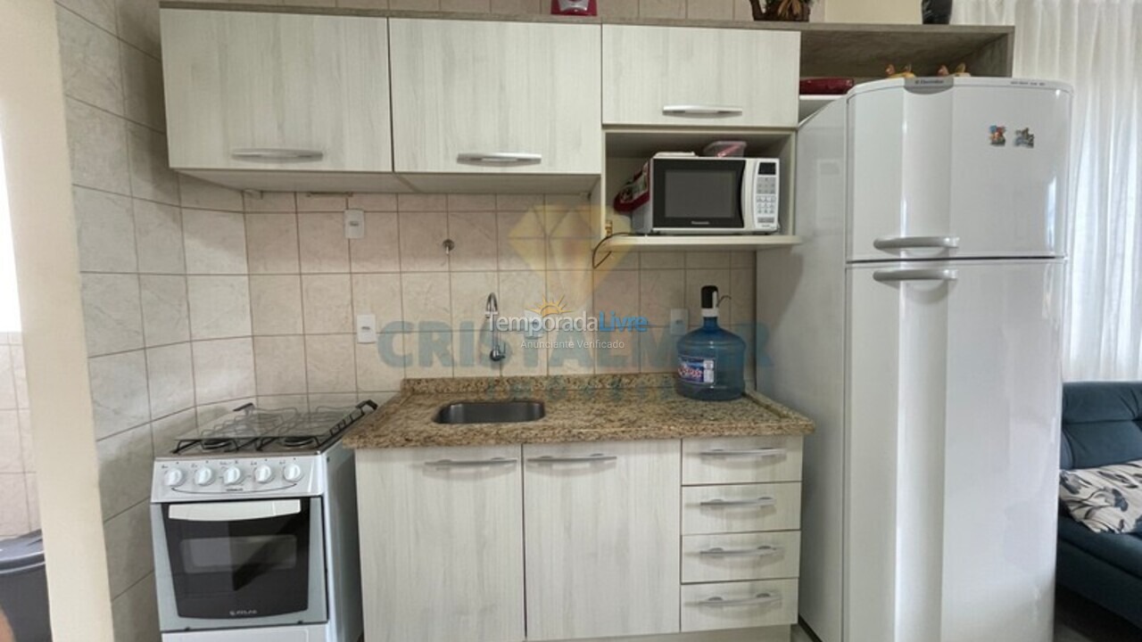 Apartamento para aluguel de temporada em Bombinhas (Praia de Bombas)