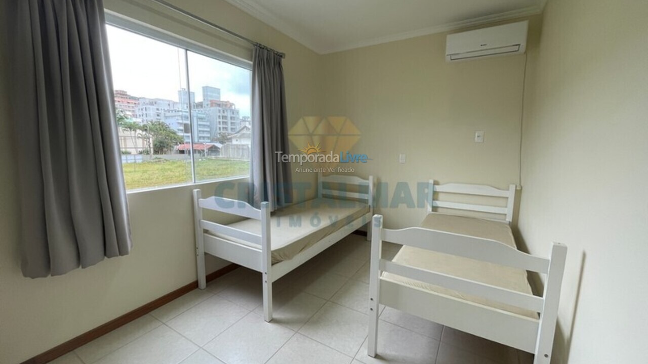 Apartamento para aluguel de temporada em Bombinhas (Praia de Bombas)