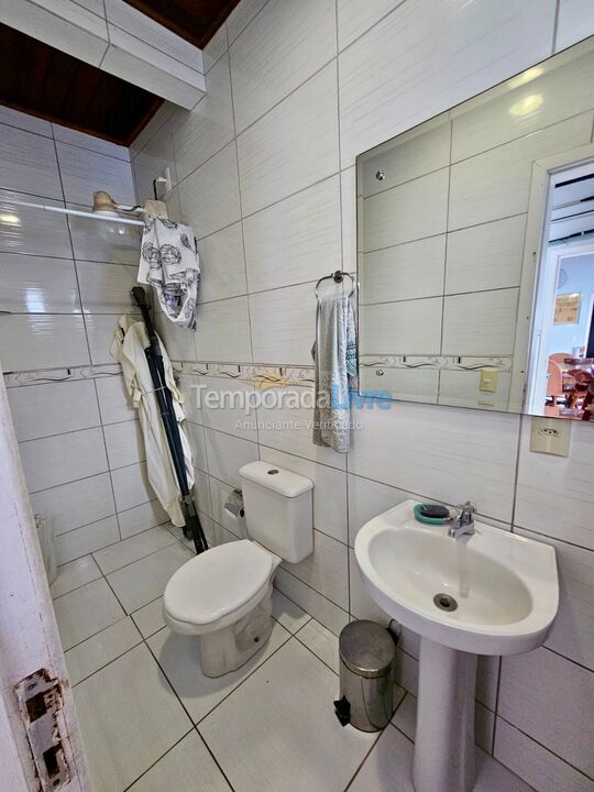 House for vacation rental in Bombinhas (Praia de Zimbros)