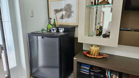 Beach House with Private Pool in Zimbros