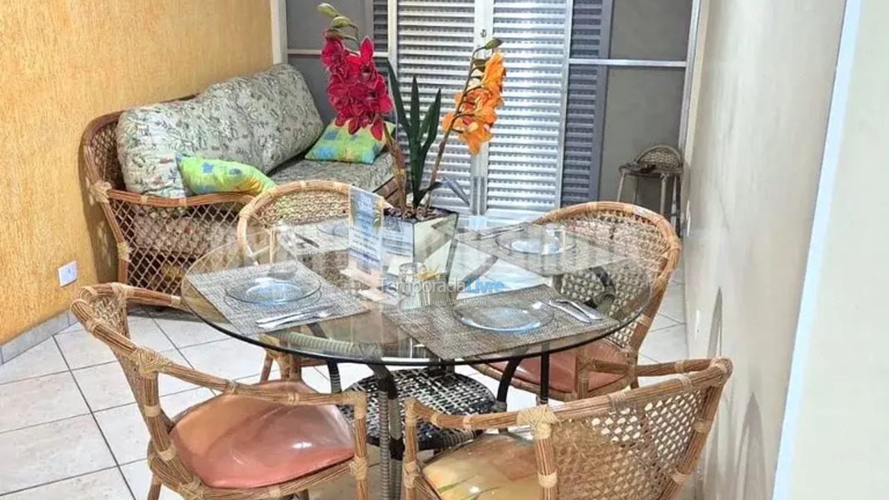 Apartamento para aluguel de temporada em Guarujá (Enseada)