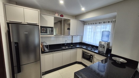 APARTAMENTO 3 DORMITÓRIOS PARA 8 PESSOAS