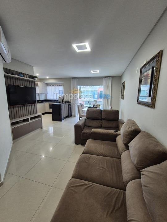 Apartamento para aluguel de temporada em Bombinhas (Praia de Bombas)