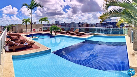 Apto Balcón y piscina en la azotea