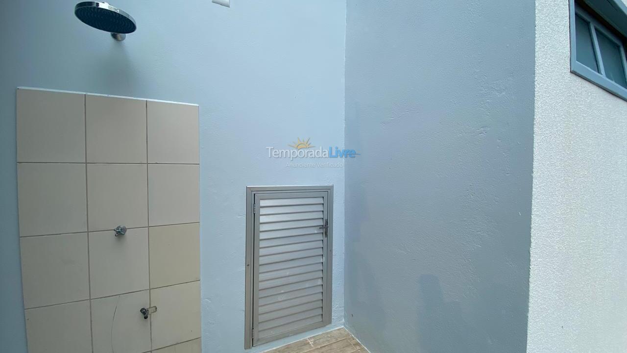 Casa para aluguel de temporada em Bombinhas (Canto Grande)