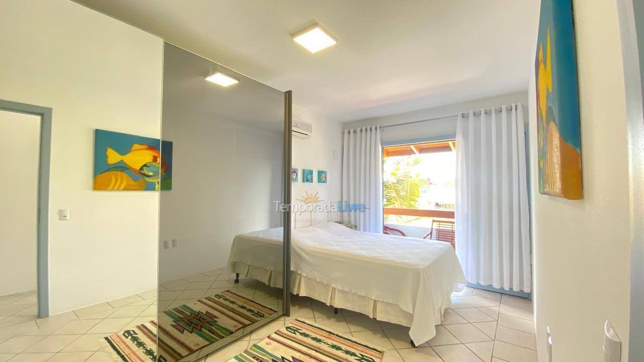 Casa para aluguel de temporada em Bombinhas (Canto Grande)