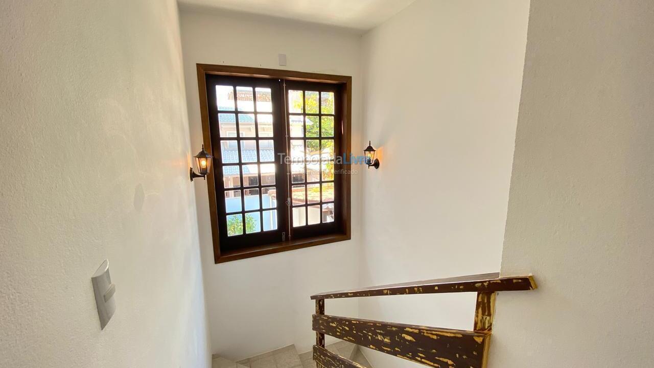 Casa para aluguel de temporada em Bombinhas (Canto Grande)