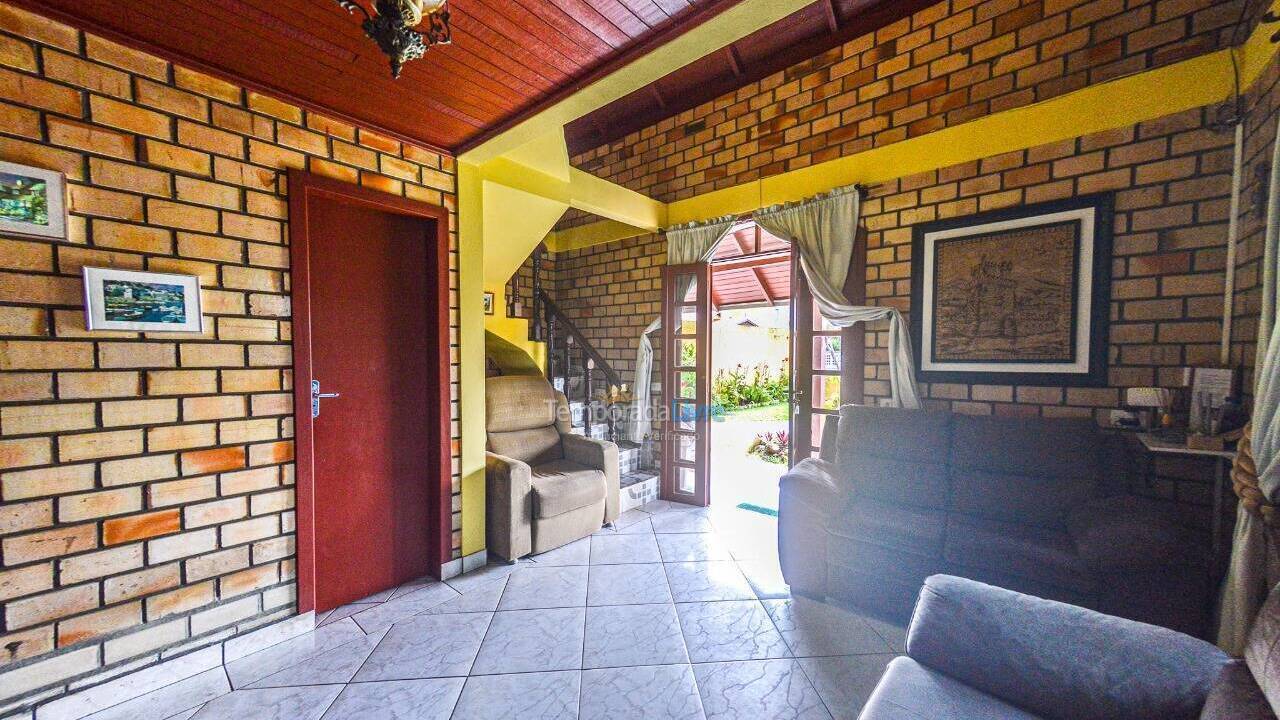 House for vacation rental in Bombinhas (Praia de Bombinhas)