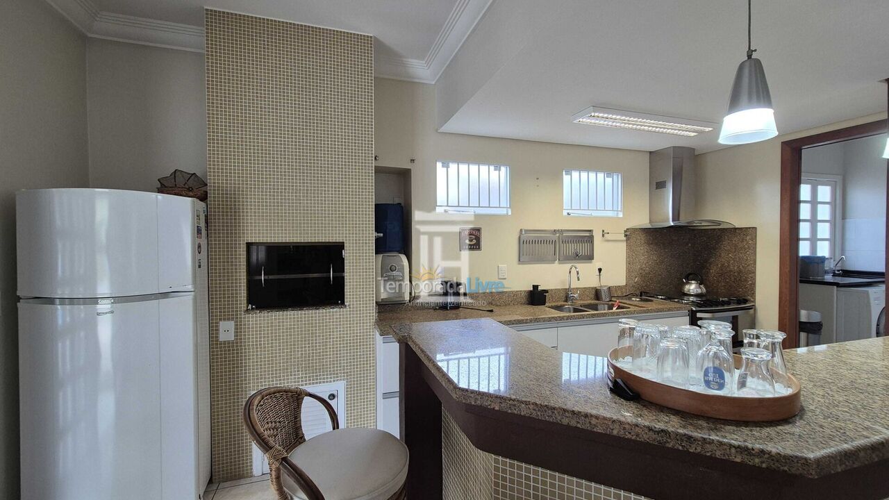 Casa para aluguel de temporada em Florianopolis (Jurerê Internacional)