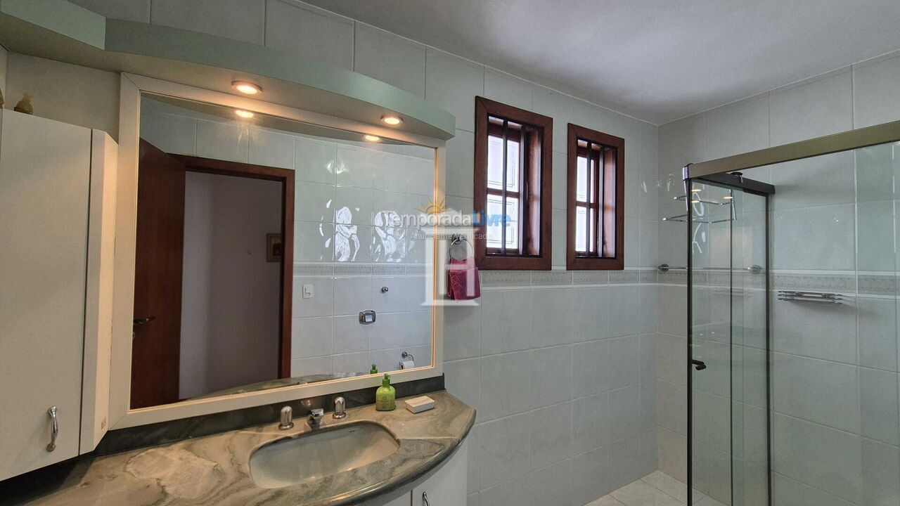 Casa para aluguel de temporada em Florianopolis (Jurerê Internacional)