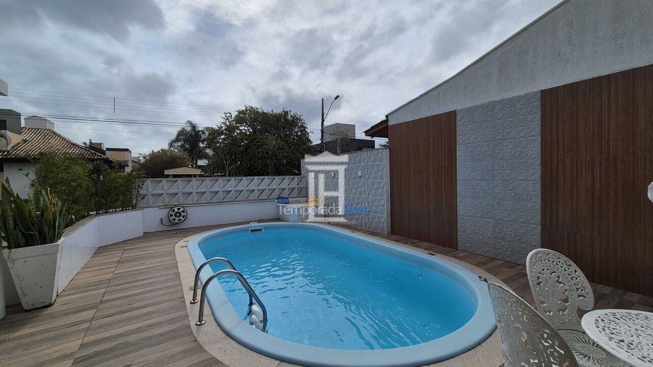 Casa para aluguel de temporada em Florianopolis (Jurerê Internacional)