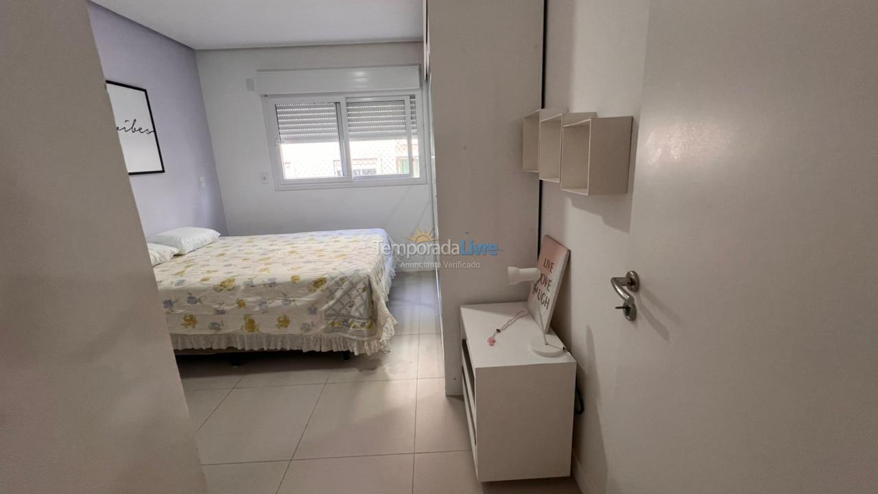 Apartamento para aluguel de temporada em Florianopolis (Praia dos Ingleses)