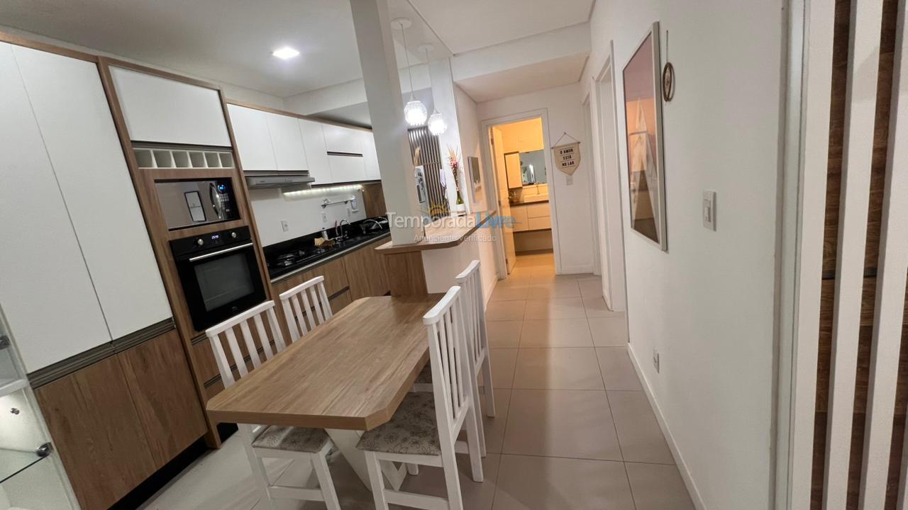 Apartamento para aluguel de temporada em Florianopolis (Praia dos Ingleses)