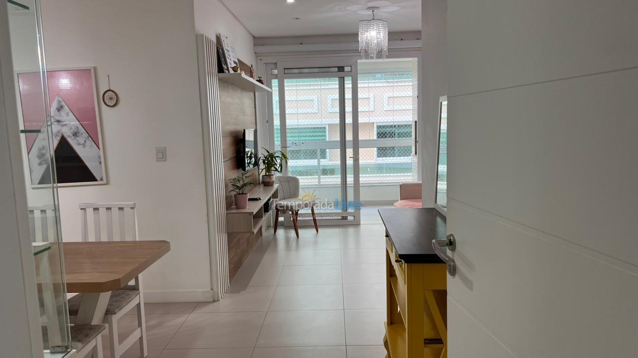 Apartamento para aluguel de temporada em Florianopolis (Praia dos Ingleses)
