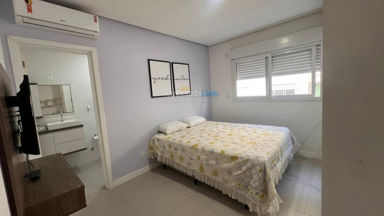 Apartamento para aluguel de temporada em Florianopolis (Praia dos Ingleses)