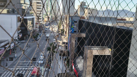 Sacada com churrasqueira