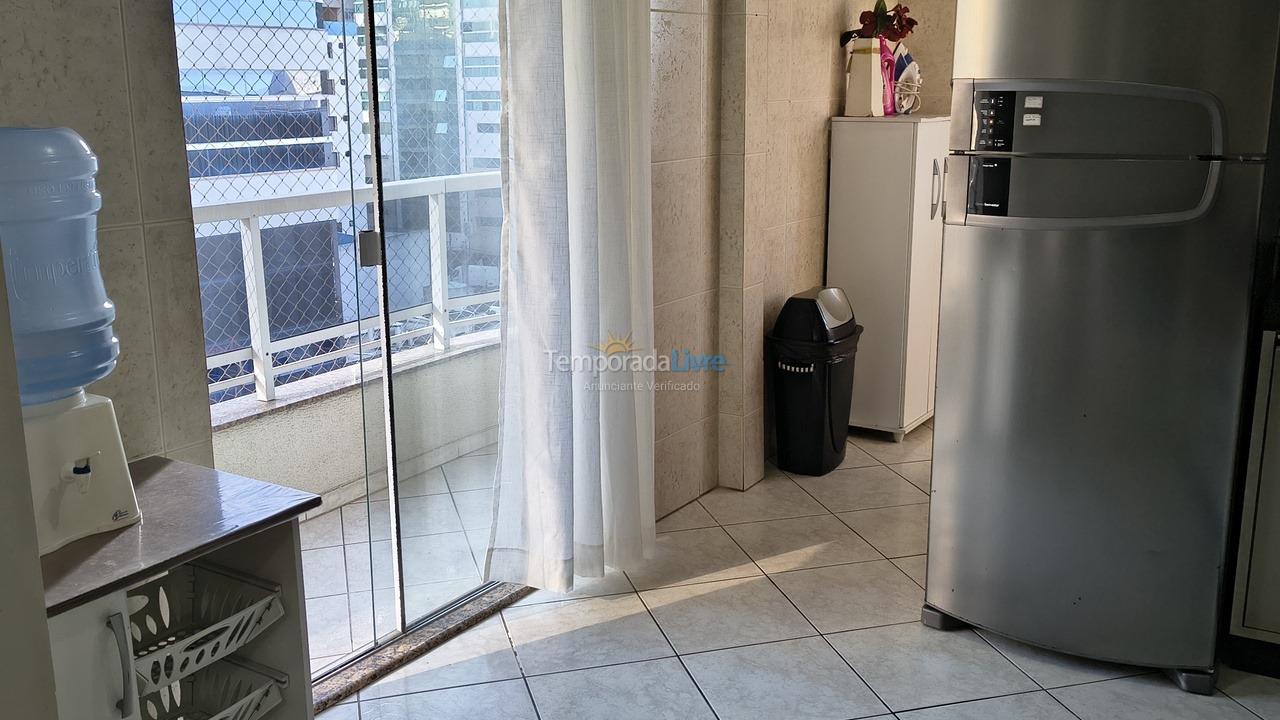 Apartamento para alquiler de vacaciones em Itapema (Meia Praia)