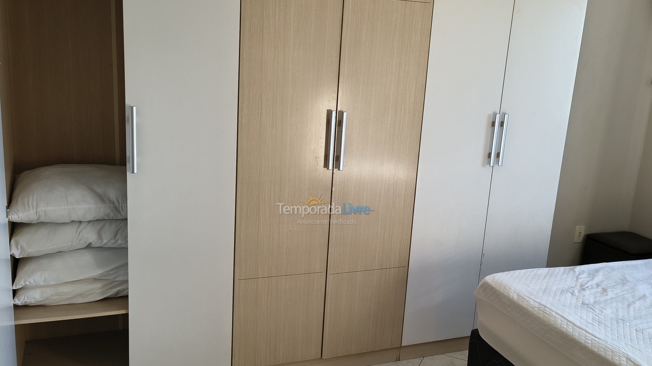 Apartamento para alquiler de vacaciones em Itapema (Meia Praia)