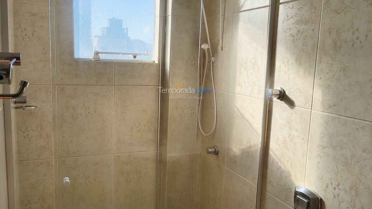 Apartamento para alquiler de vacaciones em Itapema (Meia Praia)