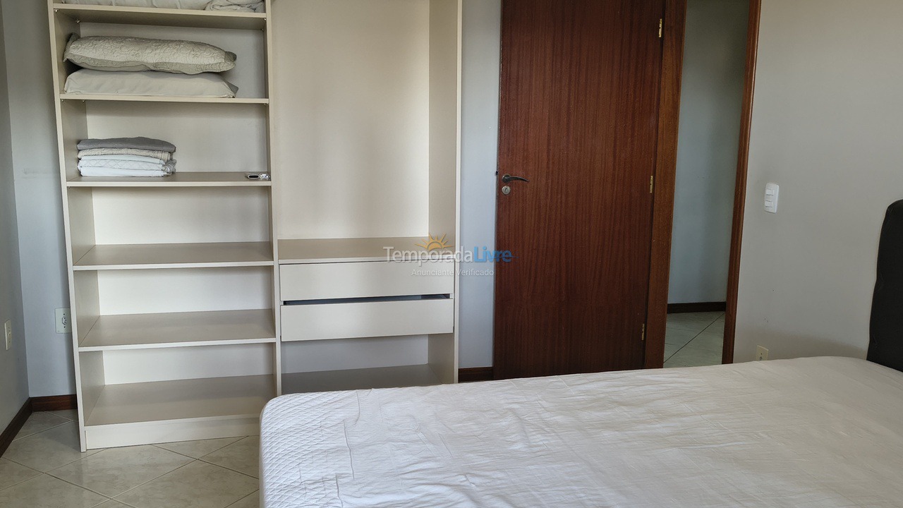 Apartamento para alquiler de vacaciones em Itapema (Meia Praia)