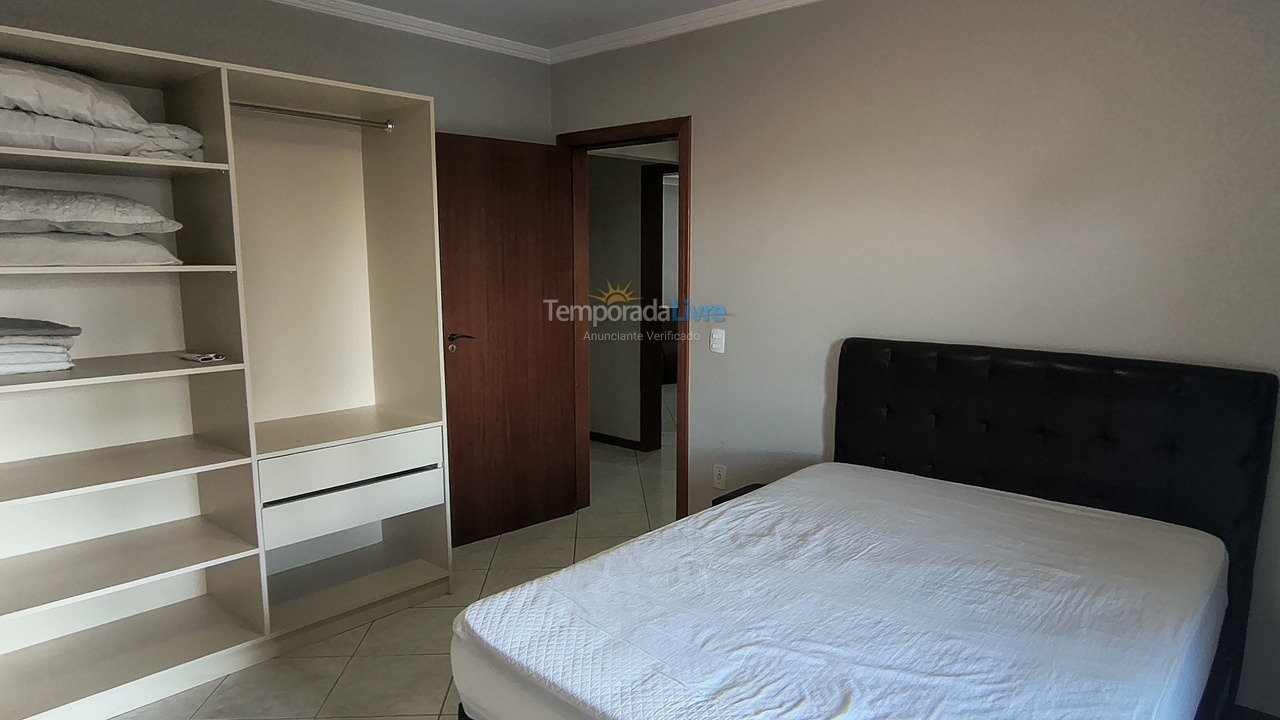 Apartamento para alquiler de vacaciones em Itapema (Meia Praia)