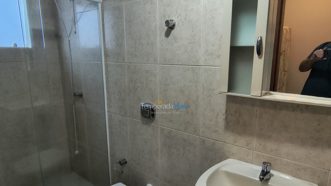 Apartamento para alquiler de vacaciones em Itapema (Meia Praia)