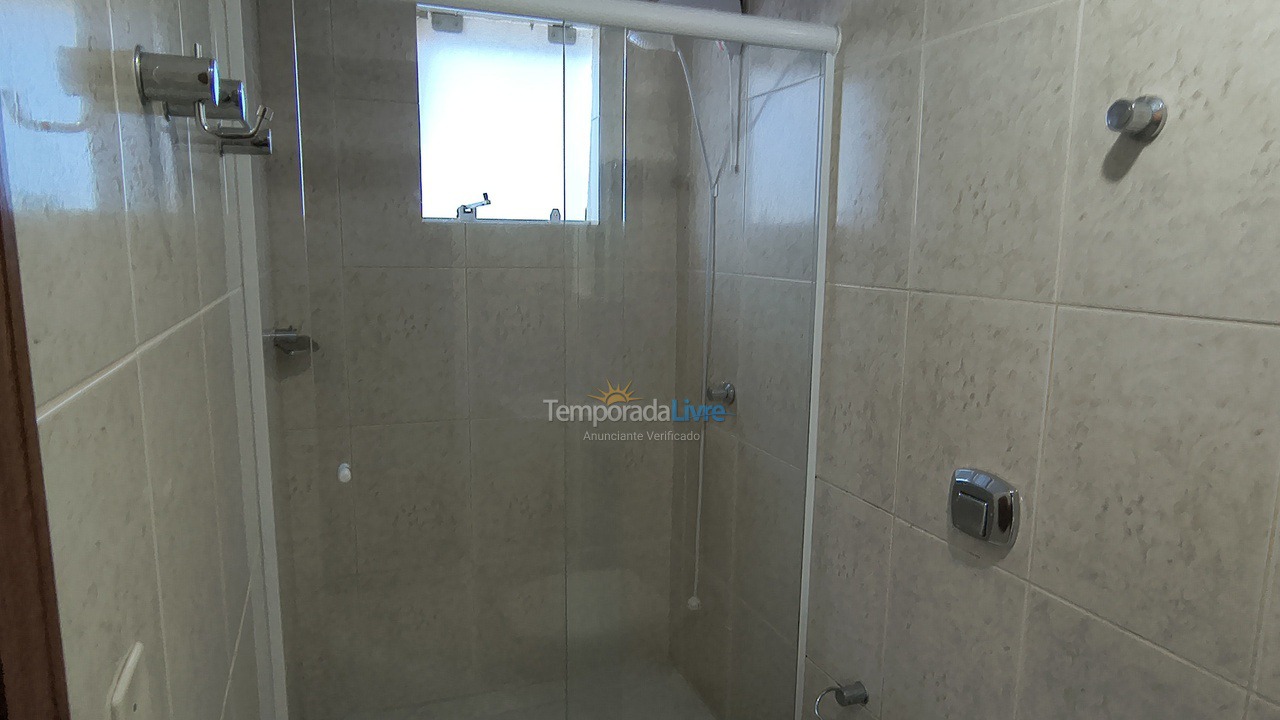 Apartamento para alquiler de vacaciones em Itapema (Meia Praia)