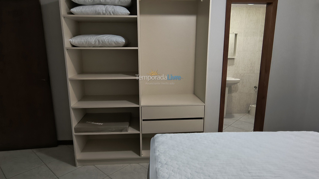 Apartamento para alquiler de vacaciones em Itapema (Meia Praia)