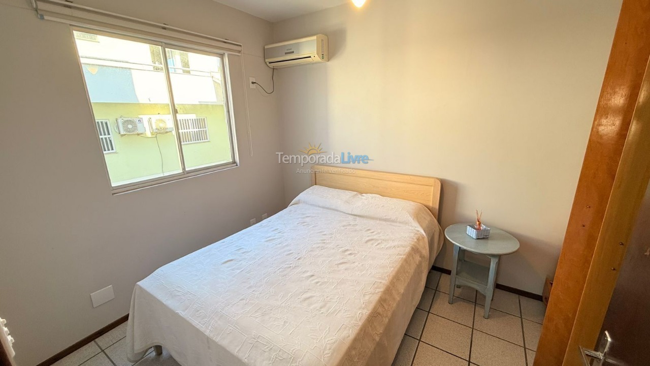 Apartamento para aluguel de temporada em Bombinhas (Praia de Bombas)