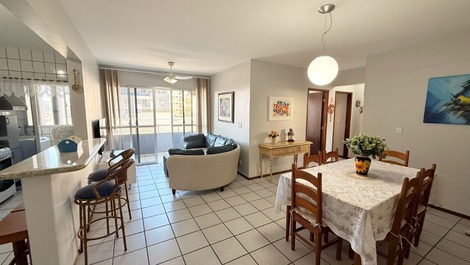 Apartamento à 50m do mar em Bombas