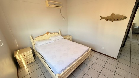 Apartamento à 50m do mar em Bombas