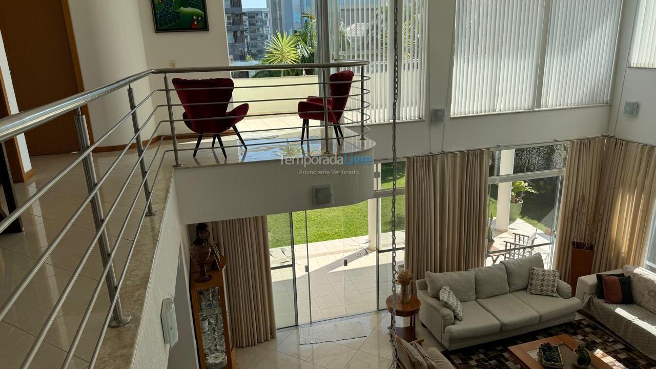 House for vacation rental in Florianopolis (Jurerê Internacional)