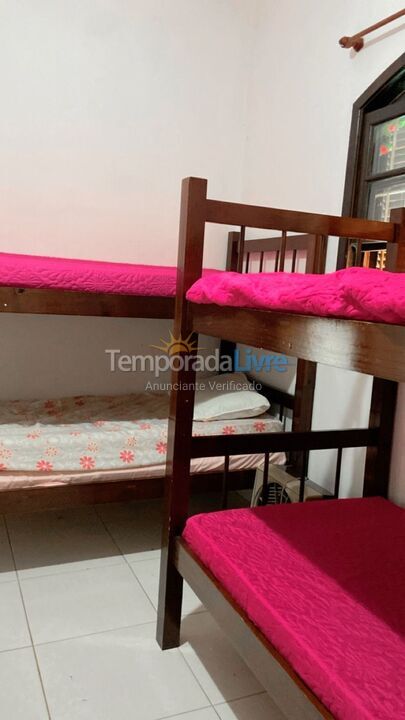 Casa para aluguel de temporada em Itanhaém (Jardim Regina)